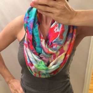 Infinity scarf